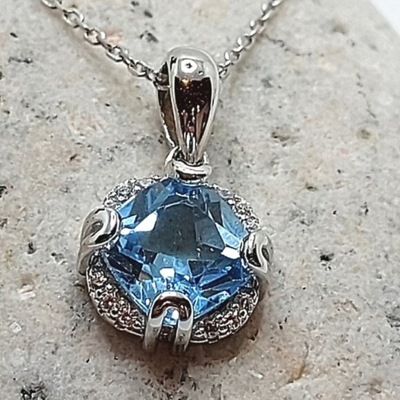 Natural Cushion‎ Sky Blue Topaz 8mm & Cz 925 Sterling Silver Necklace 17" - Picture 2 of 11